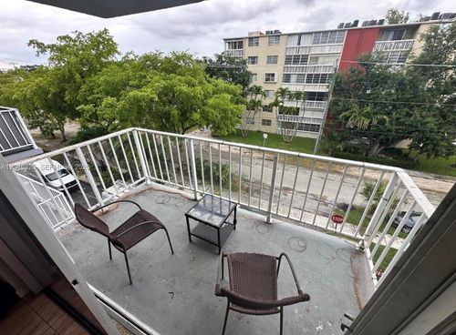 412-1470 Ne 125th Ter, North Miami, FL, 33161-5259 | Card Image