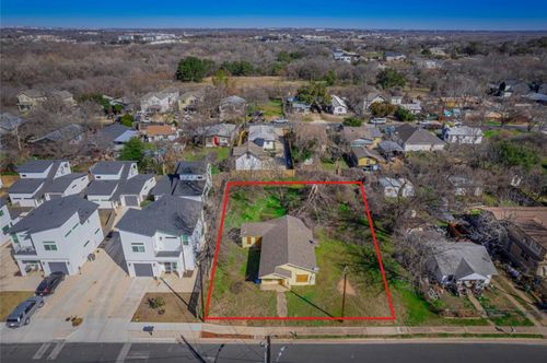 6106 Ponca St, Austin, TX, 78741-2337 | Card Image