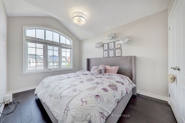 102 Garrardview St, House other with 4 bedrooms, 4 bathrooms and 2 parking in Ajax ON | Image 24