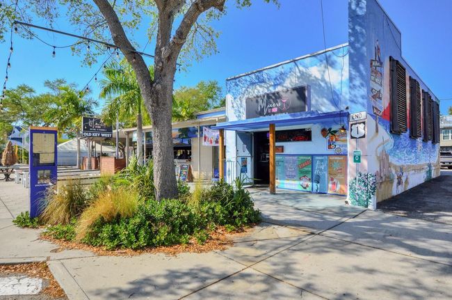 UNIT-206 - 2253 Central Ave, Condo with 2 bedrooms, 2 bathrooms and null parking in St Petersburg FL | Image 33