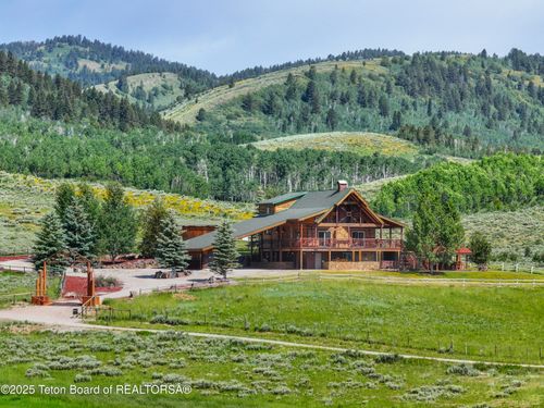 1802 Dusty Trl, Auburn, WY, 83111 | Card Image