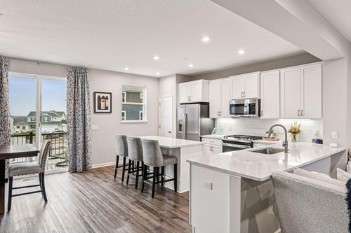 6682 Wildflower Way, Minnetrista, MN, 55331-2813 | Card Image