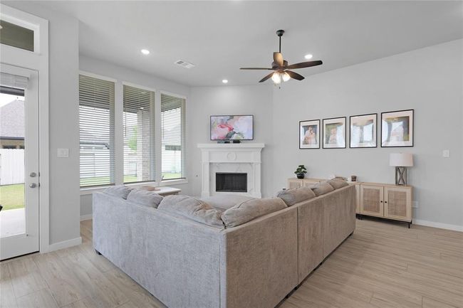 5122 Walnut Grove Ln, House other with 4 bedrooms, 3 bathrooms and 2 parking in Manvel TX | Image 17