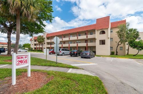 211-2951 E Sunrise Lakes Dr, Sunrise, FL, 33322-1764 | Card Image