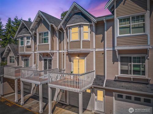 apt-104-16422 Ne 91st St, Redmond, WA, 98052-3019 | Card Image