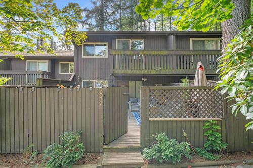 2072 Purcell Way, North Vancouver, BC, V7J3K3 | Card Image