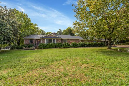 507 Oakwood Dr, Columbia, TN, 38401-2553 | Card Image