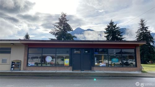 1085 Darrington St, Darrington, WA, 98241-7764 | Card Image