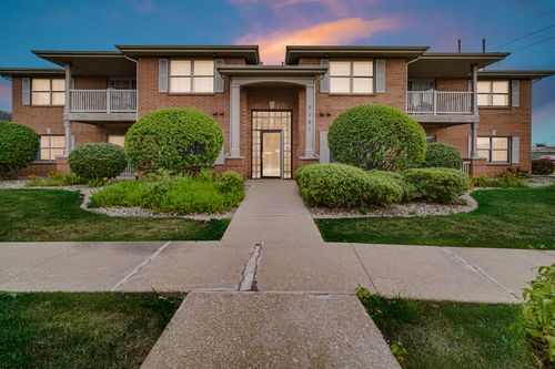 apt-1a-9802 Wildwood Cir, Munster, IN, 46321-3983 | Card Image