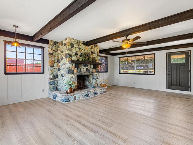 513 Bluebonnet Ln, House other with 3 bedrooms, 2 bathrooms and null parking in Red Oak TX | Image 6