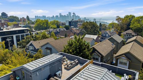 107-315 W Galer St, Seattle, WA, 98119-3476 | Card Image