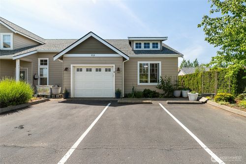 e107-959 Aaron Dr, Lynden, WA, 98264-8549 | Card Image