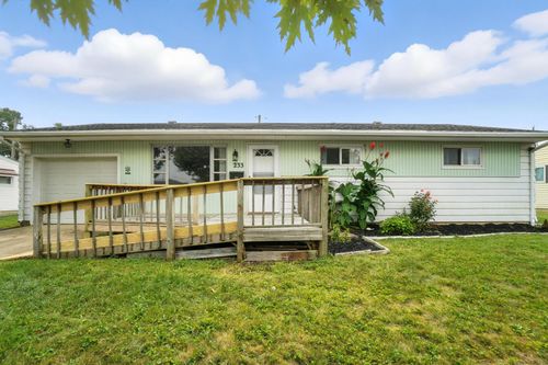233 Rosewood Ave, Mount Sterling, OH, 43143-1039 | Card Image