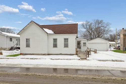 209 Main St, Van Meter, IA, 50261-9708 | Card Image