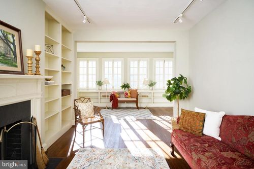 apt-j2-221 Stony Run Ln, BALTIMORE, MD, 21210-3051 | Card Image