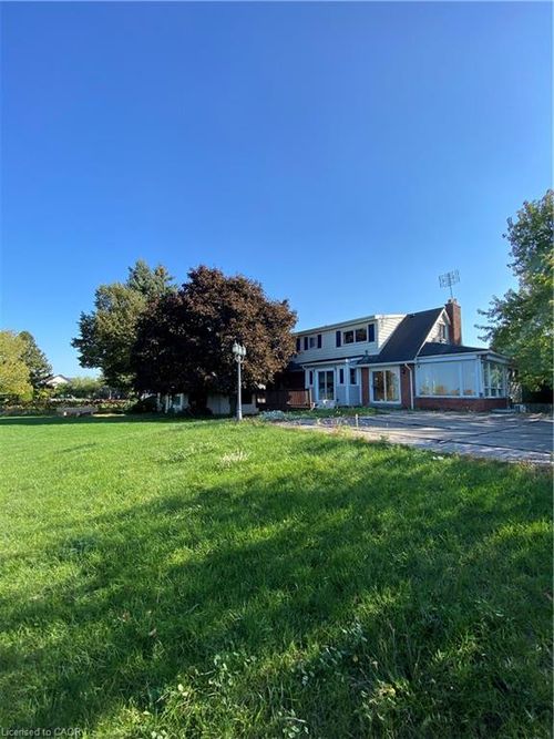 805 Ridge Rd, Stoney Creek, ON, L8J2Y3 | Card Image