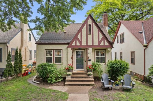 5227 10th Ave S, Minneapolis, MN, 55417-1701 | Card Image