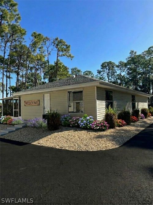 25168 Pinson Dr, BONITA SPRINGS, FL, 34135-8843 | Card Image