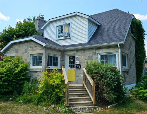 98 Pine St, Belleville, ON, K8N2M8 | Card Image