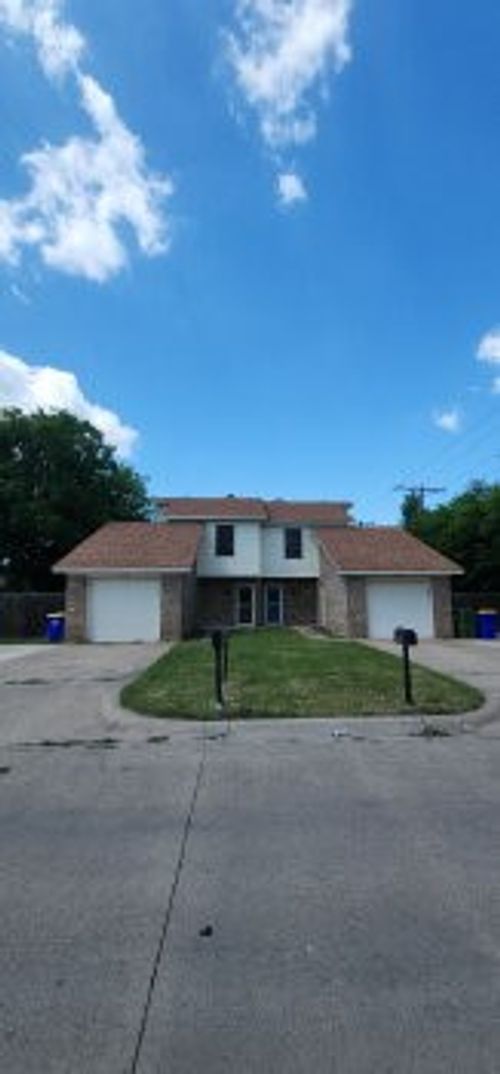 9110-9108 Lanham St, White Settlement, TX, 76108-2008 | Card Image