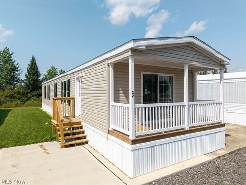 32-120 Sunset Dr, Lodi, OH, 44254-1049 | Card Image
