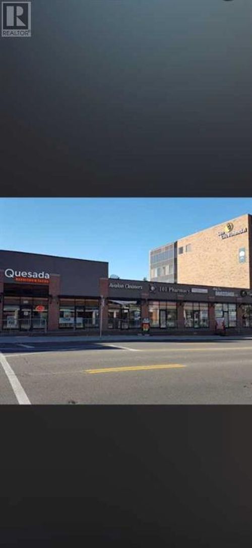 1107 Centre St Nw, Calgary, AB, T2E2R1 | Card Image