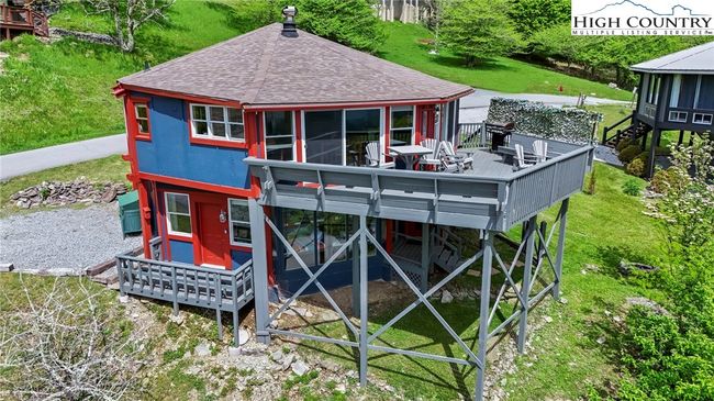 104 Longview Ct, House other with 2 bedrooms, 3 bathrooms and null parking in Seven Devils NC | Image 44