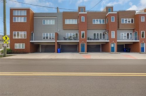 5703 Bridge Ave, Cleveland, OH, 44102-3248 | Card Image
