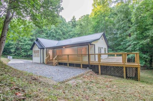 3952 Blazier Rd, Rockford, TN, 37853-3500 | Card Image