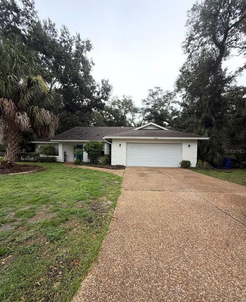 4537 Chimney Creek Dr, SARASOTA, FL, 34235-1818 | Card Image