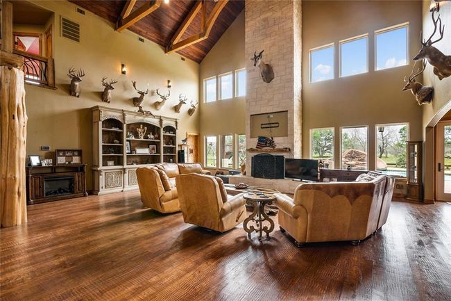 9474 Fm 524 Rd, Home with 5 bedrooms, 5 bathrooms and 3 parking in Sweeny TX | Image 14