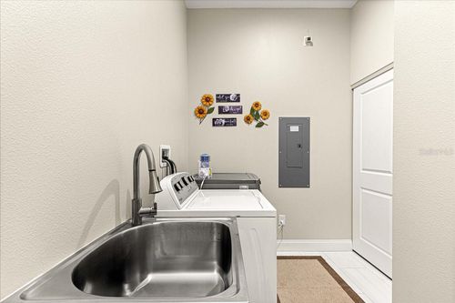 6771 Seaview Blvd, HUDSON, FL, 34667-1047 | Card Image