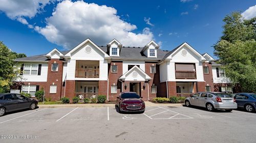 104-8832 Moody Rd, Louisville, KY, 40219-5856 | Card Image