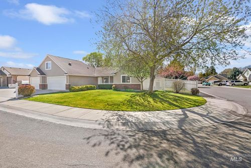 1220 Brundage Cir, Twin Falls, ID, 83301-3571 | Card Image