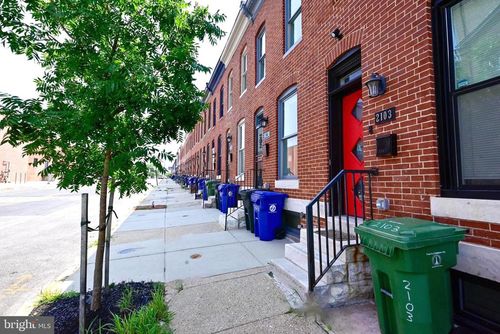 2103 E Chase St, BALTIMORE, MD, 21213-3316 | Card Image