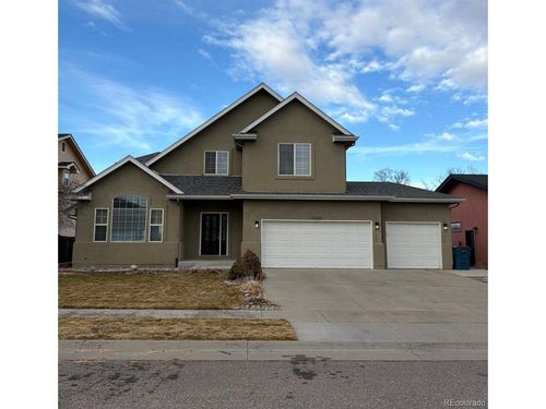 10805 Barclay Ct, Commerce City, CO, 80640-9002 | Card Image