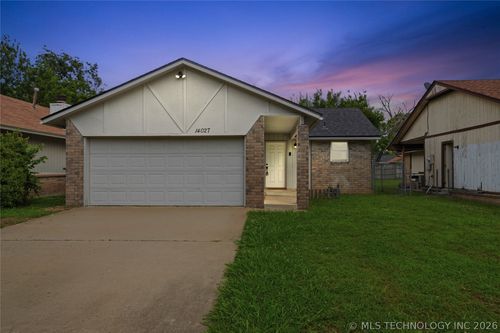 14027 Hickory Pl, Glenpool, OK, 74033-2908 | Card Image