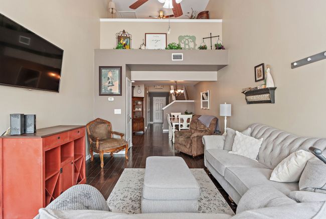 1071 Muna Ct, Townhouse with 3 bedrooms, 3 bathrooms and 3 parking in Spring Hill TN | Image 6