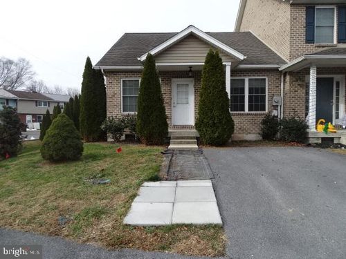 1-107 Meadowcreek Dr S, CHAMBERSBURG, PA, 17202-8692 | Card Image