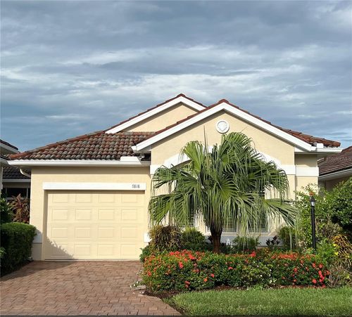 7818 33rd Street E, SARASOTA, FL, 34243 | Card Image