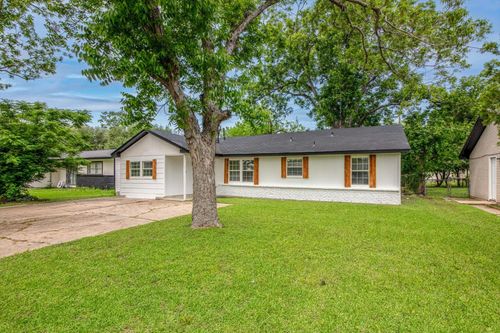2922 Knotty Oaks Trl, Houston, TX, 77045-4719 | Card Image