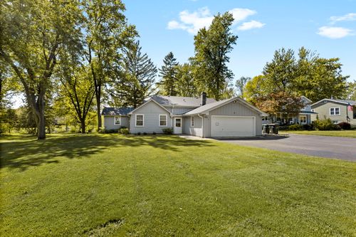 52 Deerpath Rd, Deer Park, IL, 60010-3744 | Card Image