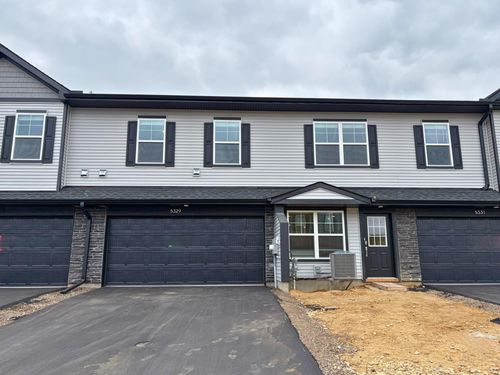 5329 Long Pointe Pass, Woodbury, MN, 55129-6305 | Card Image