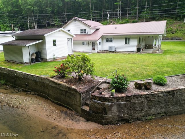 13088 Clay Hwy, House other with 4 bedrooms, 2 bathrooms and null parking in Lizemores WV | Image 16