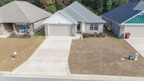 3879 Shady Grove Dr, Pace, FL, 32571-8499 | Card Image