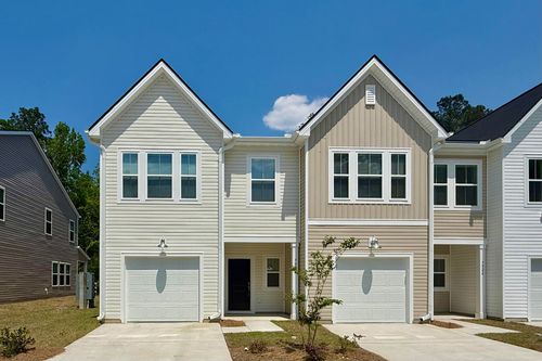 8753 Silver Creek Ln, North Charleston, SC, 29420-6875 | Card Image