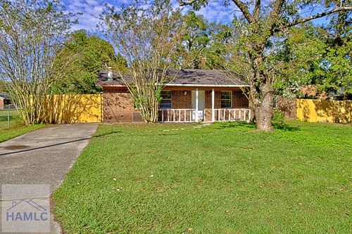 1040 Charles C. Frasier Boulevard, Hinesville, GA, 31313 | Card Image