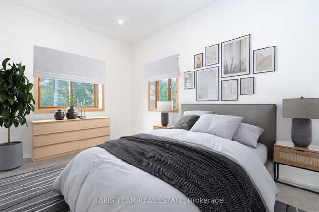 2576 Champlain Rd, House other with 1 bedrooms, 1 bathrooms and 8 parking in Tiny ON | Image 9