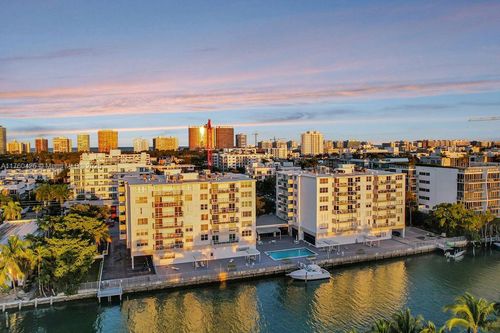 apt-403-10000 W Bay Harbor Dr, Bay Harbor Islands, FL, 33154-1502 | Card Image