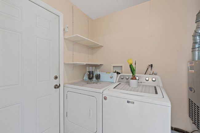 532 Apache Ln, House other with 3 bedrooms, 2 bathrooms and 1 parking in Carol Stream IL | Image 15